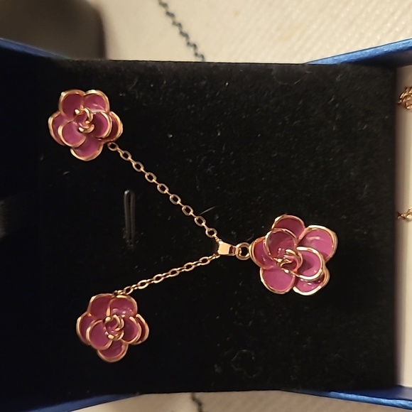 ROSE GOLD ENAMEL PINK FLOWER SET - Picture 4 of 4